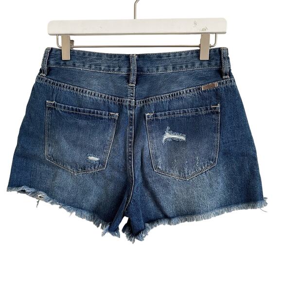 KanCan Distressed Cutoff Shorts Size 7/27 - Picture 2 of 10